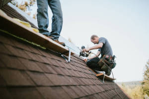 Local Roofers in Lenore, KY